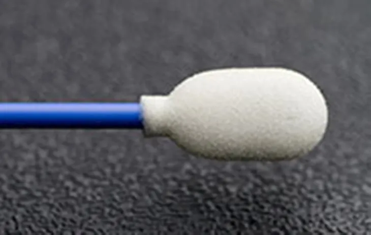 Écouvillons bleus à bout en mousse